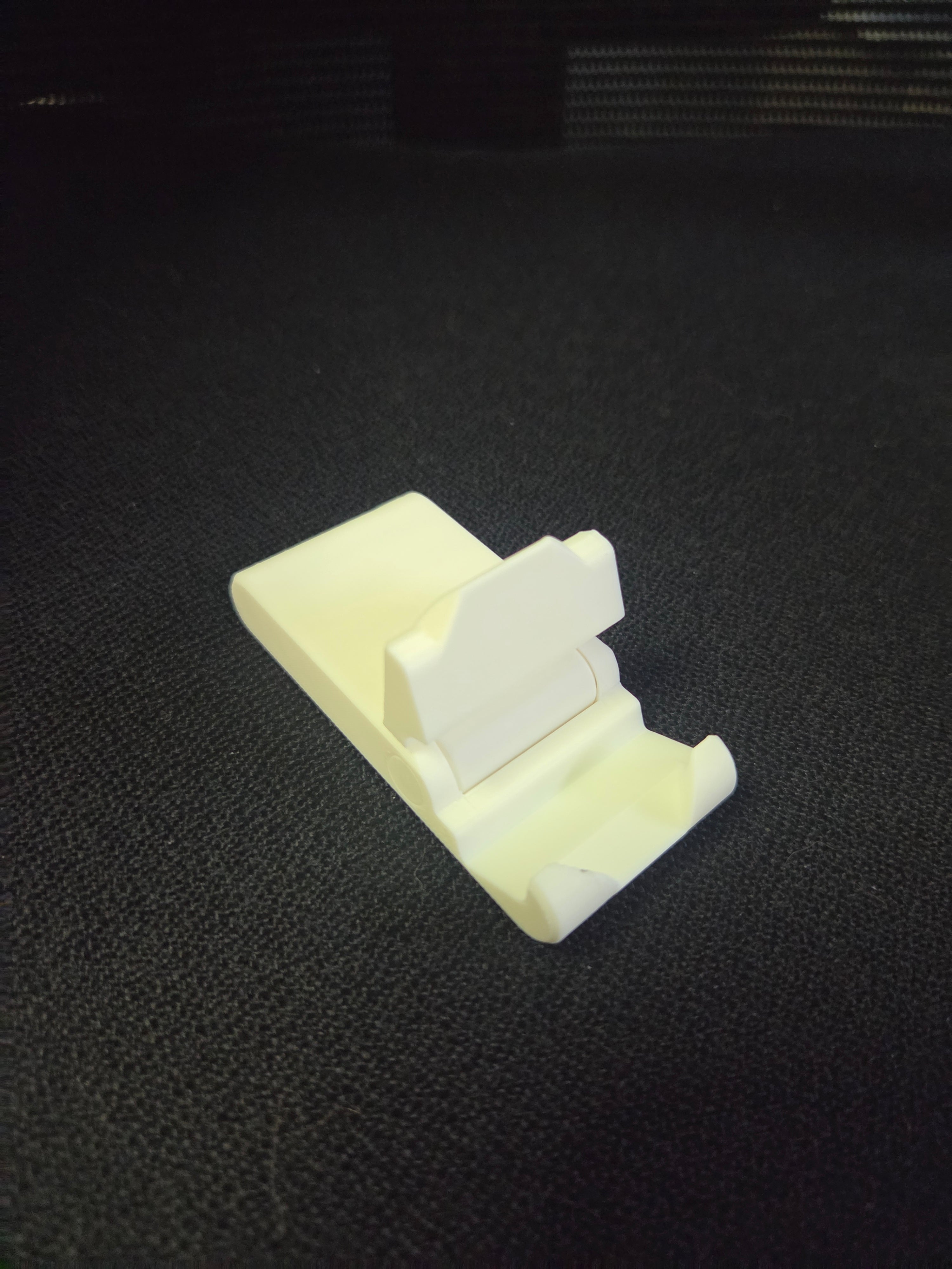Portable phone stand